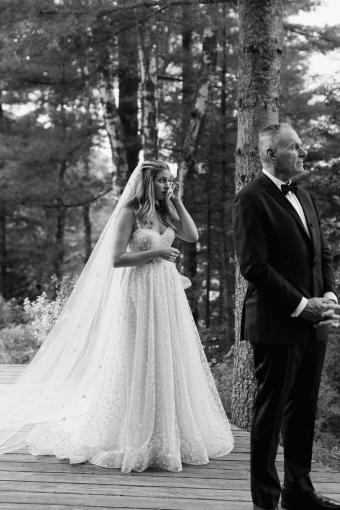 bride has a first look with dad